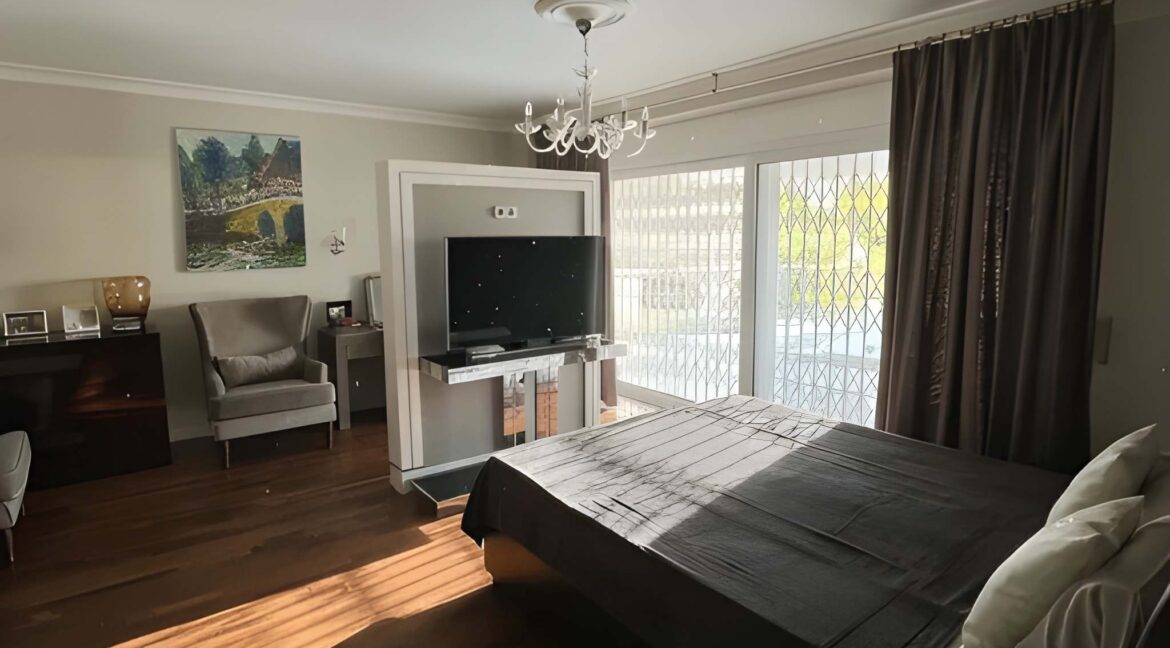 Luxury Furnished Maisonette with Sea View for sale Athens Riviera 12