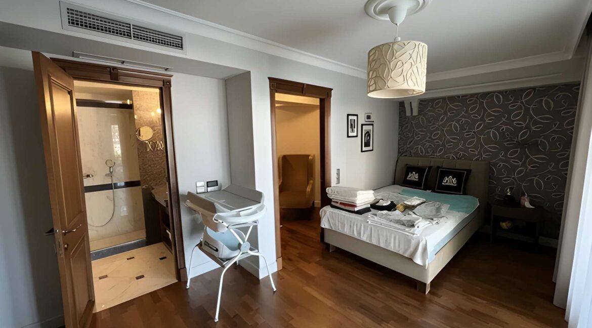 Luxury Furnished Maisonette with Sea View for sale Athens Riviera 15