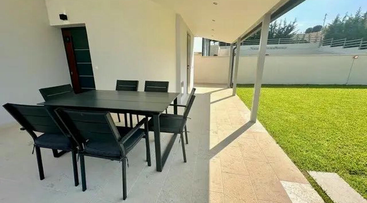 Luxury Modern Villa for Sale Hanioti Halkidiki 1