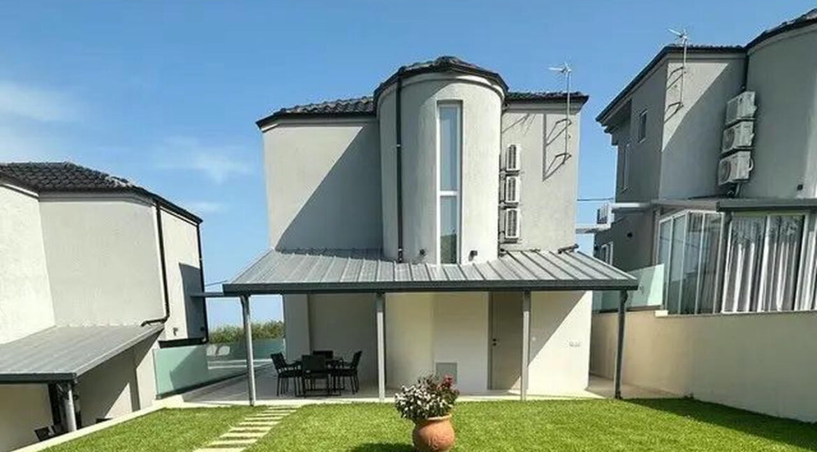 Luxury Modern Villa for Sale Hanioti Halkidiki 7