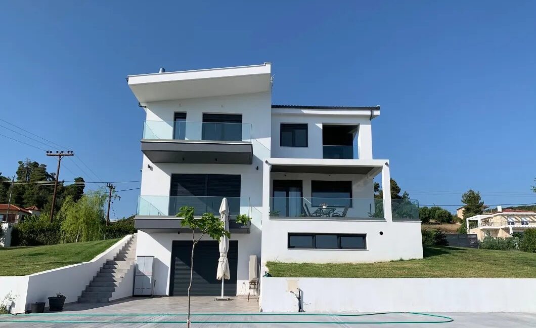 Luxury Sea-View Villa for Sale in Halkidiki  Nea Skioni 15