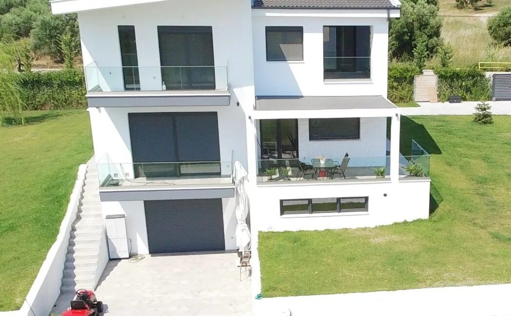 Luxury Sea-View Villa for Sale in Halkidiki  Nea Skioni 4