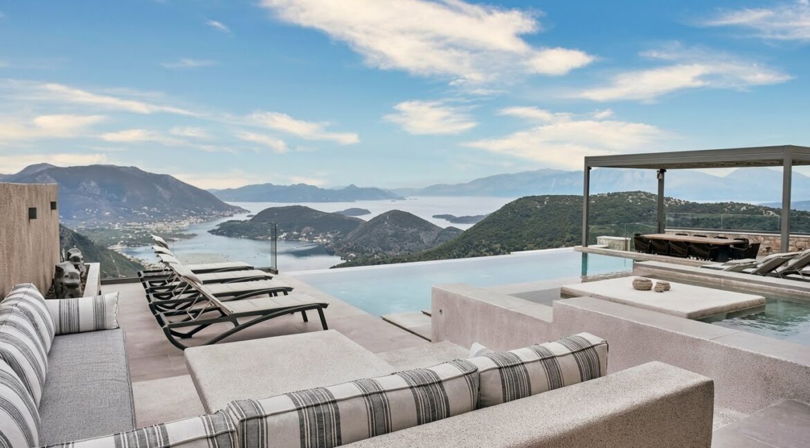 Luxury Villa in Lefkada for sale 1