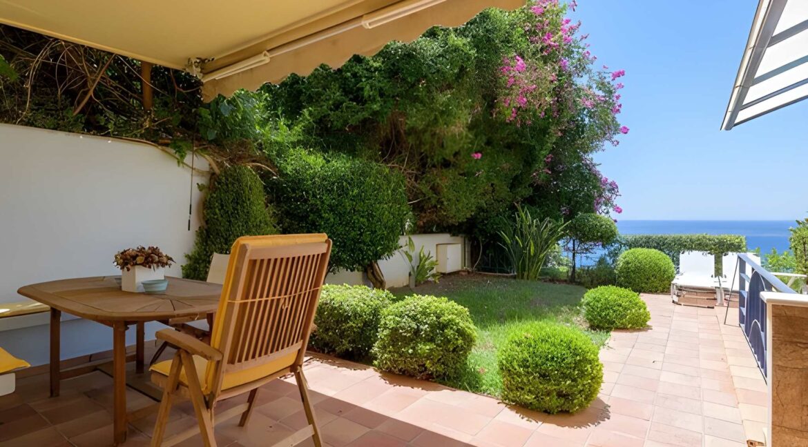 Sea View House for Sale South Athens, Agia Marina, Athens Riviera 6