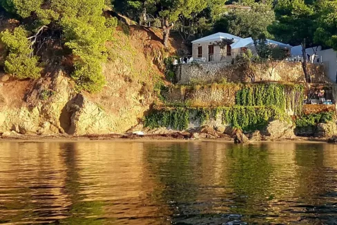 Seafront Cottage with Private Beach Access in Skiathos for sale 10