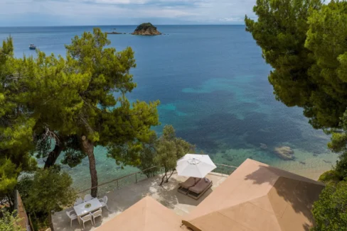 Seafront Cottage with Private Beach Access in Skiathos for sale 11