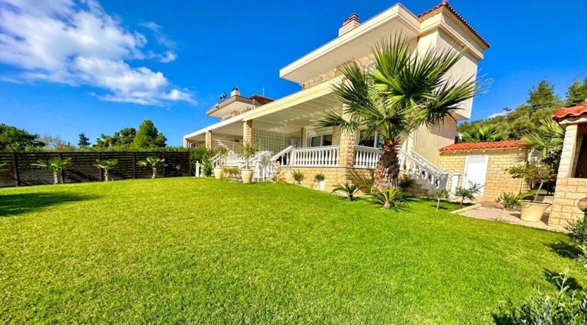 Seafront Maisonette for Sale in Halkidiki Mola Kaliva 1