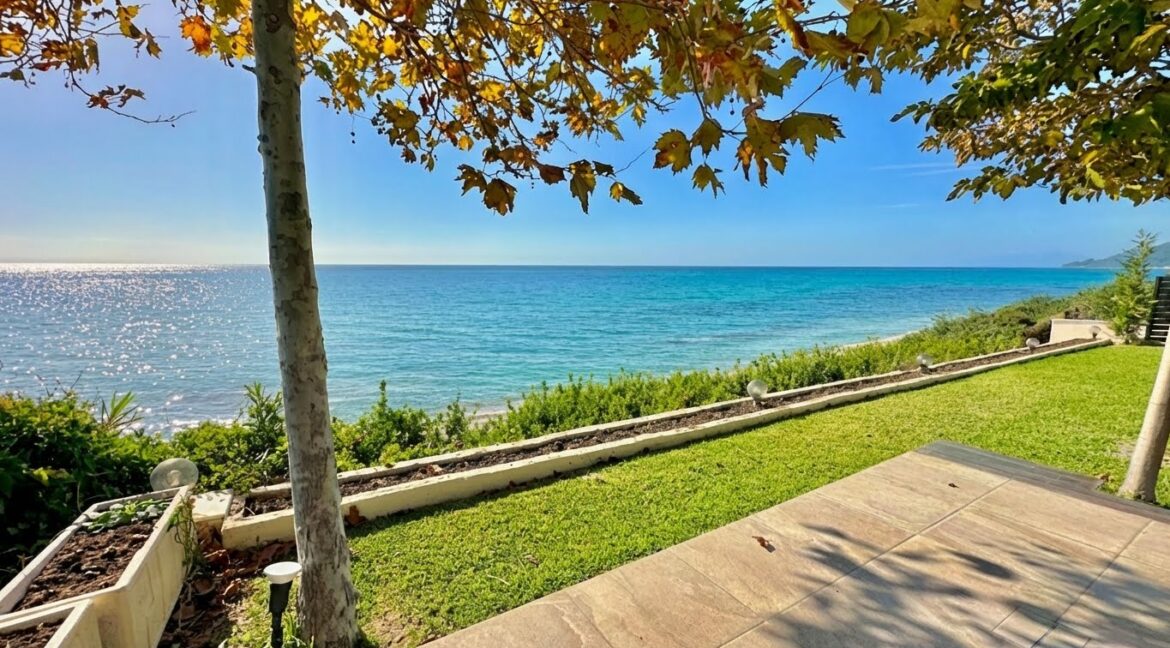 Seafront Maisonette for Sale in Halkidiki Mola Kaliva 1