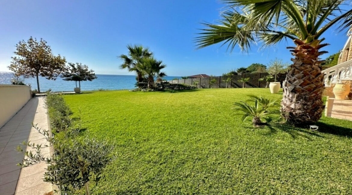 Seafront Maisonette for Sale in Halkidiki Mola Kaliva 14