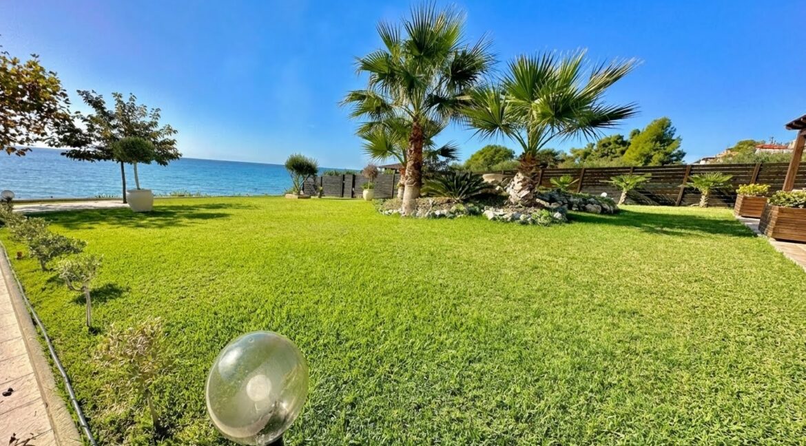 Seafront Maisonette for Sale in Halkidiki Mola Kaliva 2