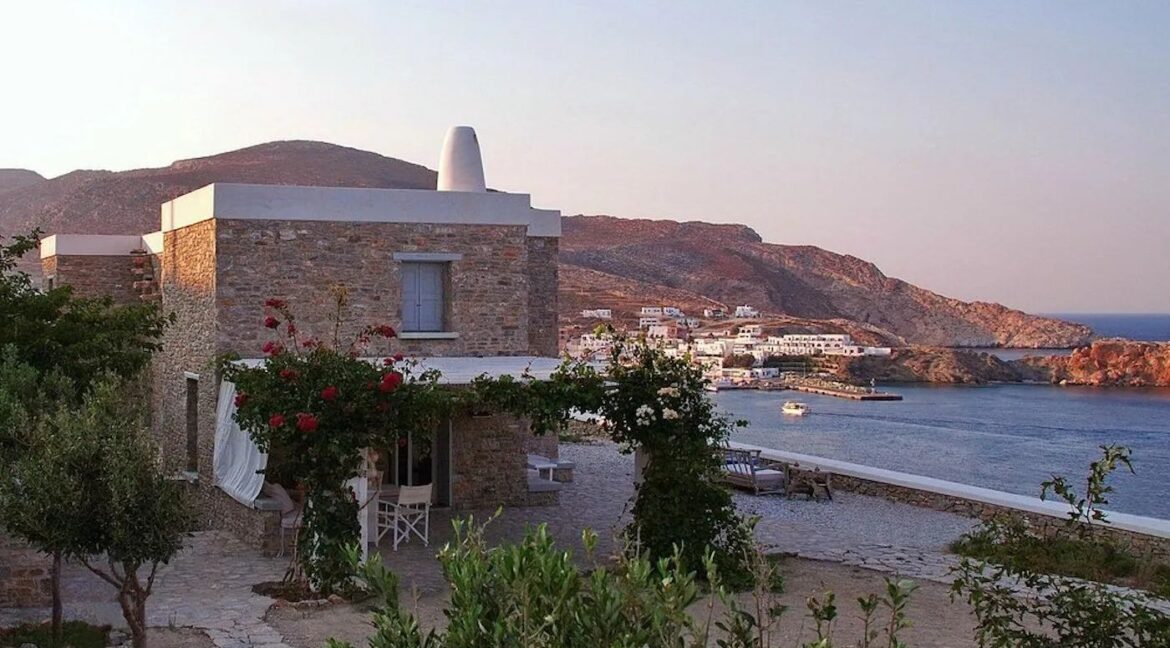 Seafront Villa Complex for Sale in Folegandros 9