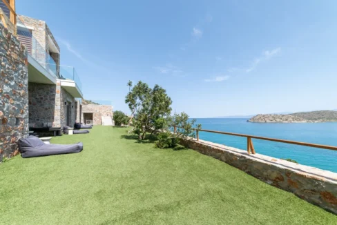 Seafront Villa in Elounda Crete for sale 30