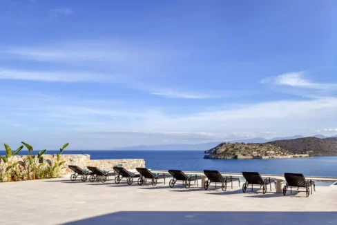 Seafront Villa in Elounda Crete for sale 9