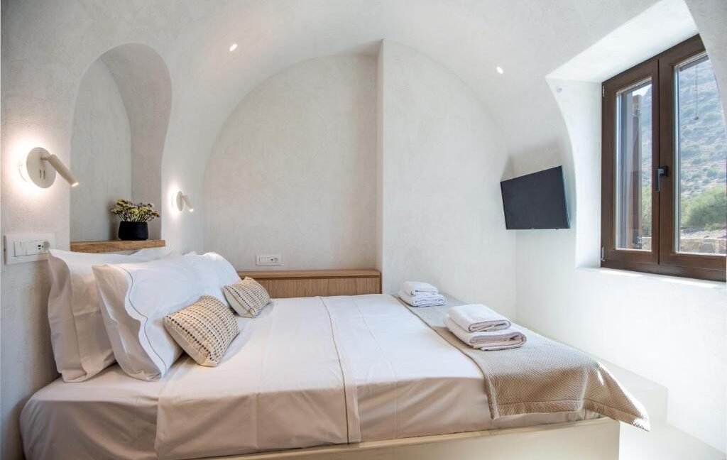 Villa Complex for sale at Elounda Crete 20