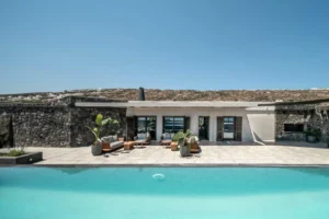Villas for sale Santorini - Vourvoulo