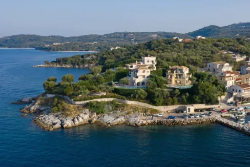 3 Seafront Villas in Corfu Kassiopi for sale 8