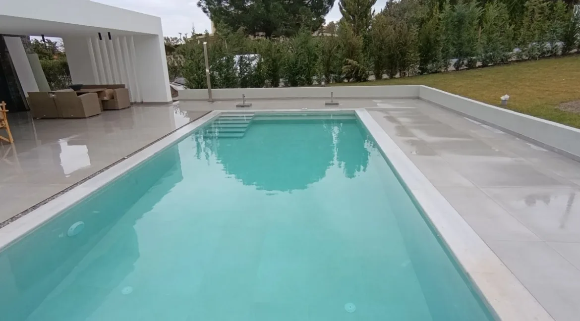 Modern villa for sale Pefkochori Halkidiki