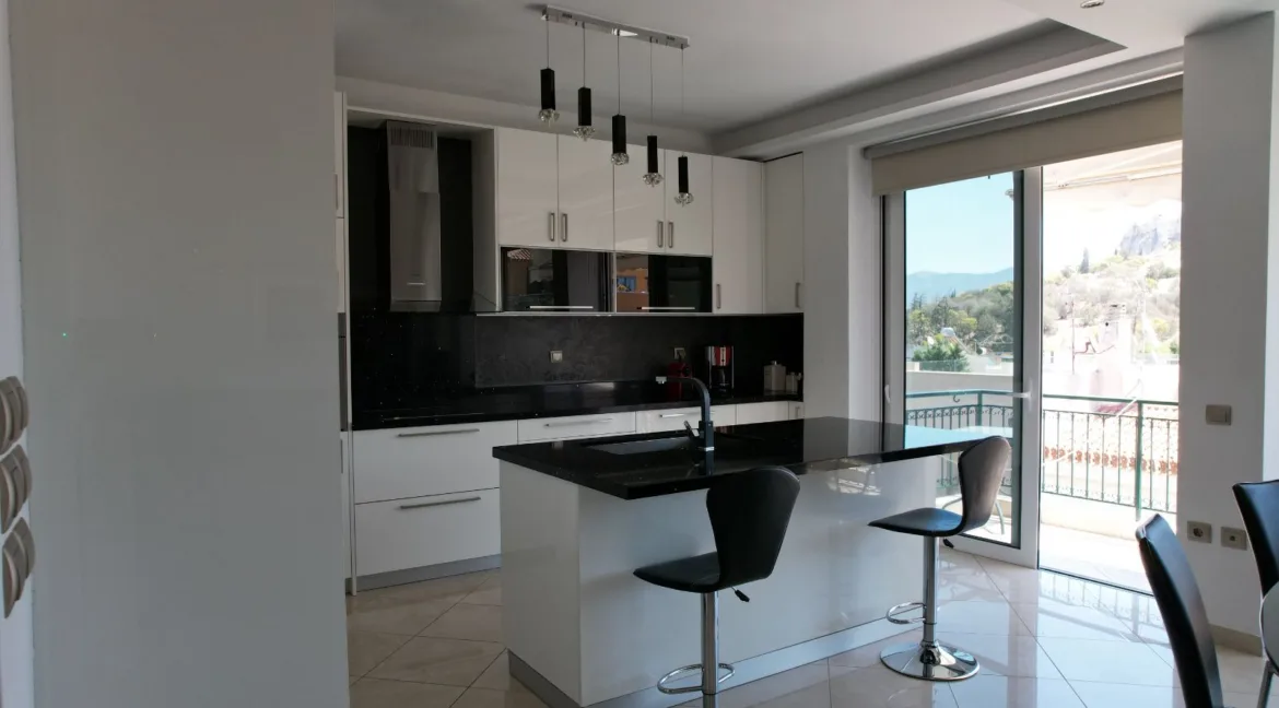 Apartment for sale Historic Center Thiseio Athens