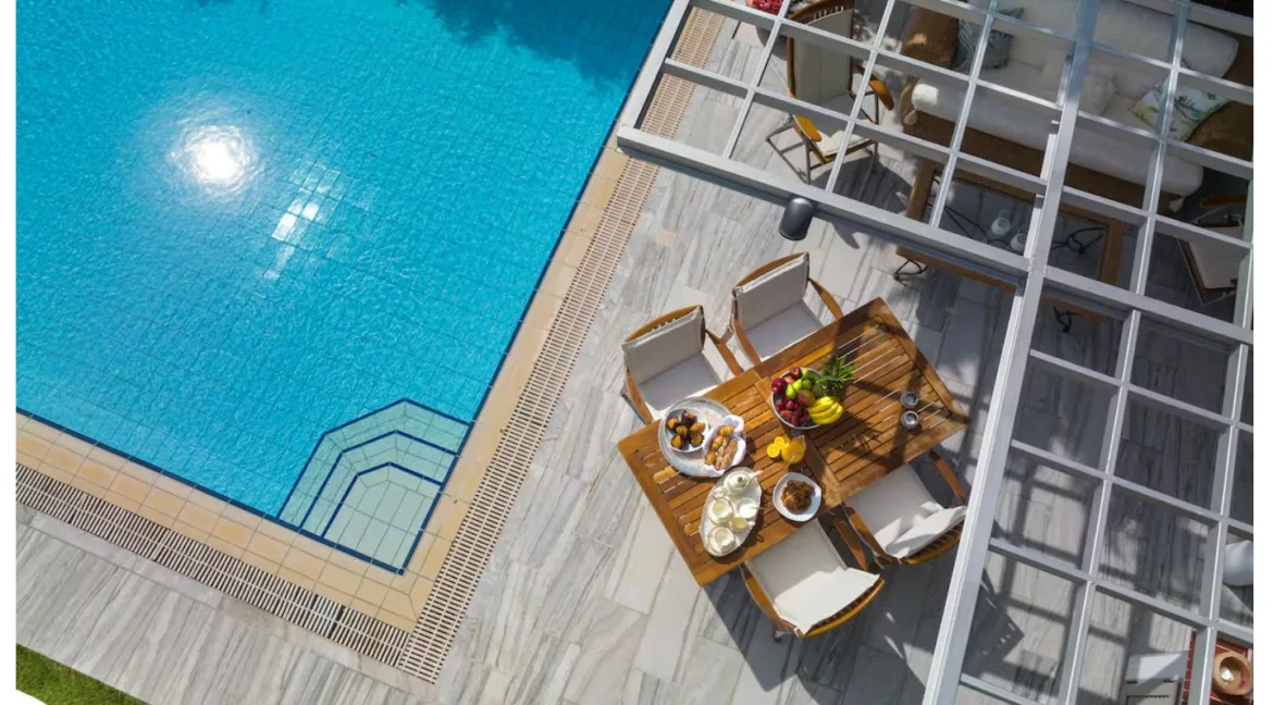 Villa for sale Ano Voula in South Attica