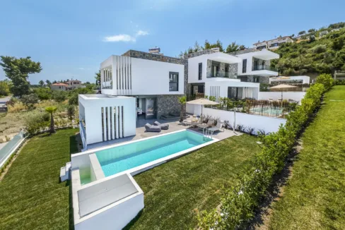 villa for sale in Pefkochori Chalkidiki