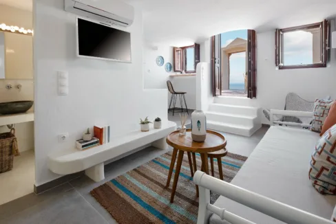 Mansion for sale Santorini, Exo Gonia