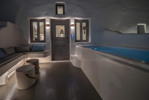 Boutique Residence & Suite for Sale Santorini 7