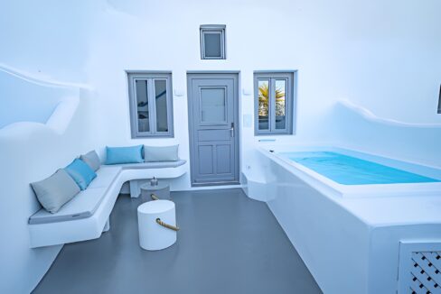 Boutique Residence & Suite for Sale Santorini 9