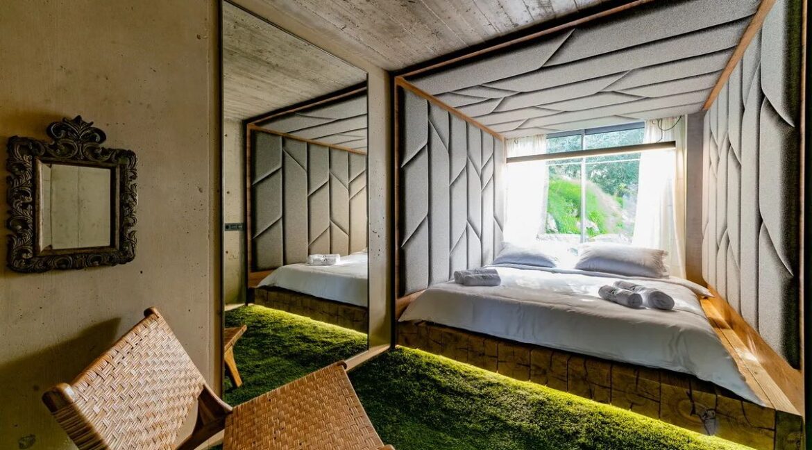 Cliff-Top Smart Villa for Sale in West Corfu 18