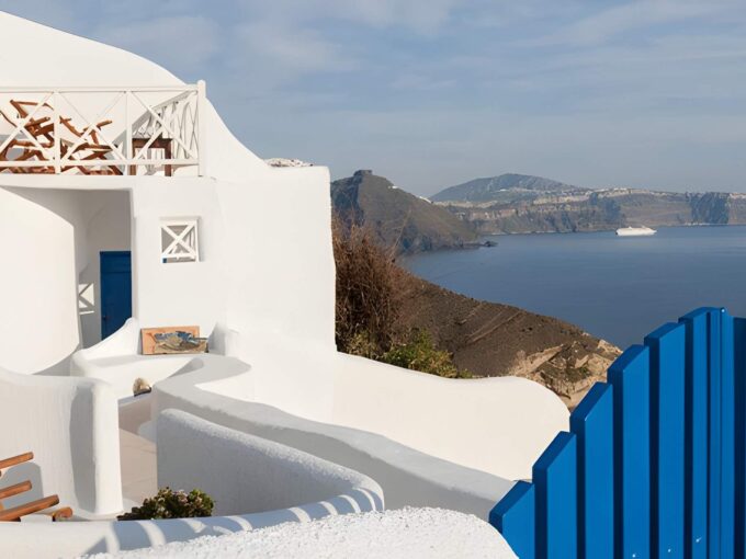 Complex for sale with Caldera Views Oia Santorini