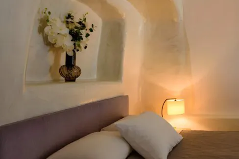 Complex for sale with Caldera Views Oia Santorini 4