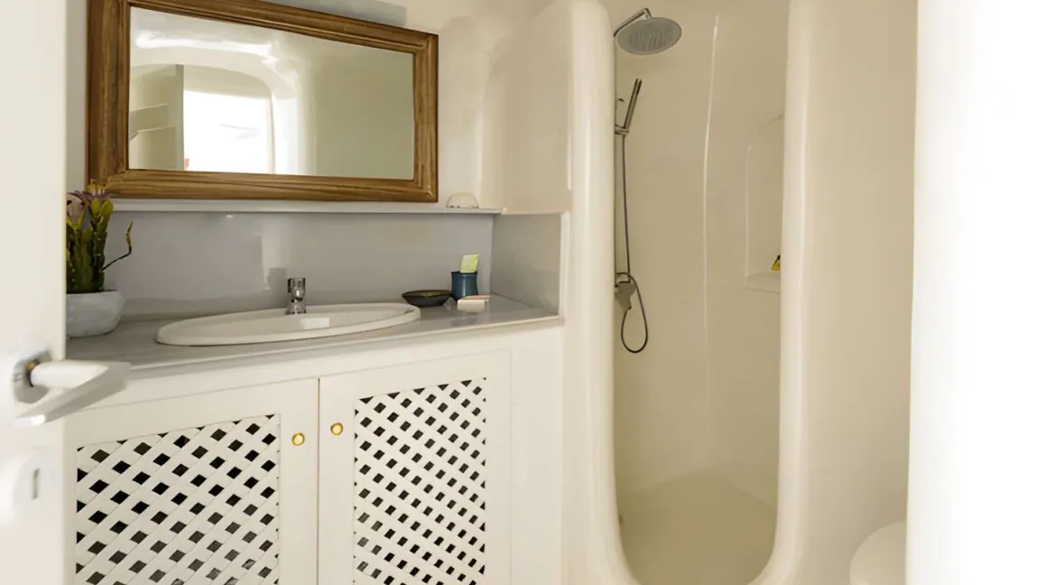 Complex for sale with Caldera Views Oia Santorini 7