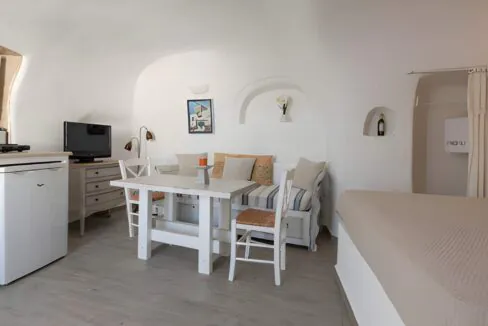Complex for sale with Caldera Views Oia Santorini 8
