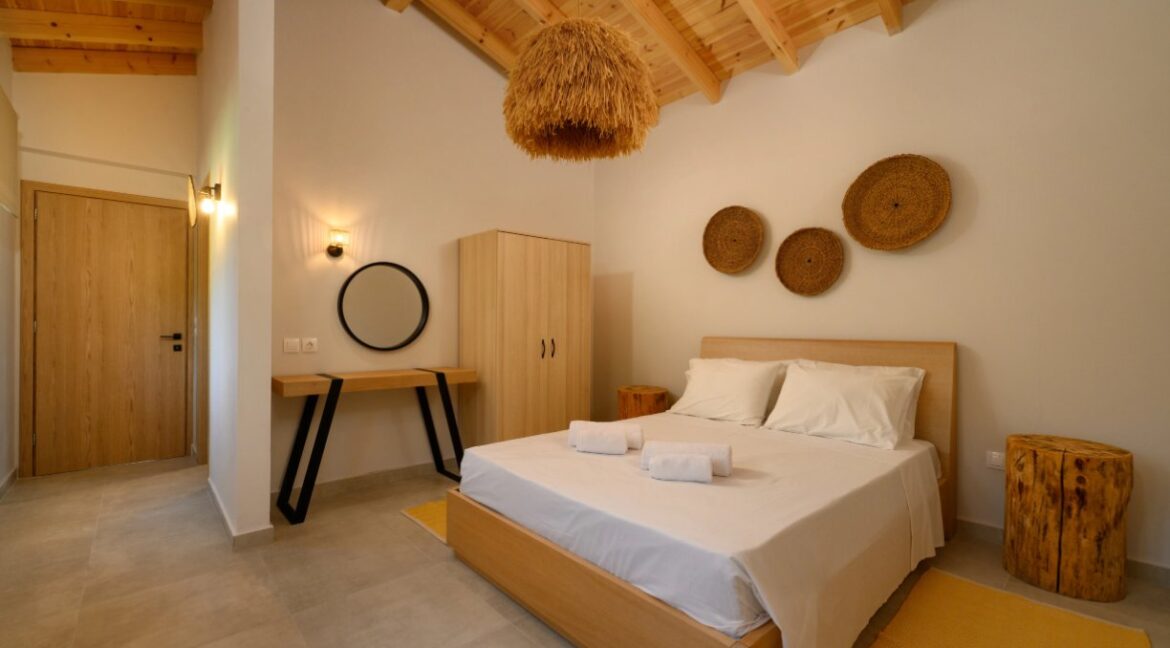 Deluxe Four-Bedroom Villa for sale South Corfu 10