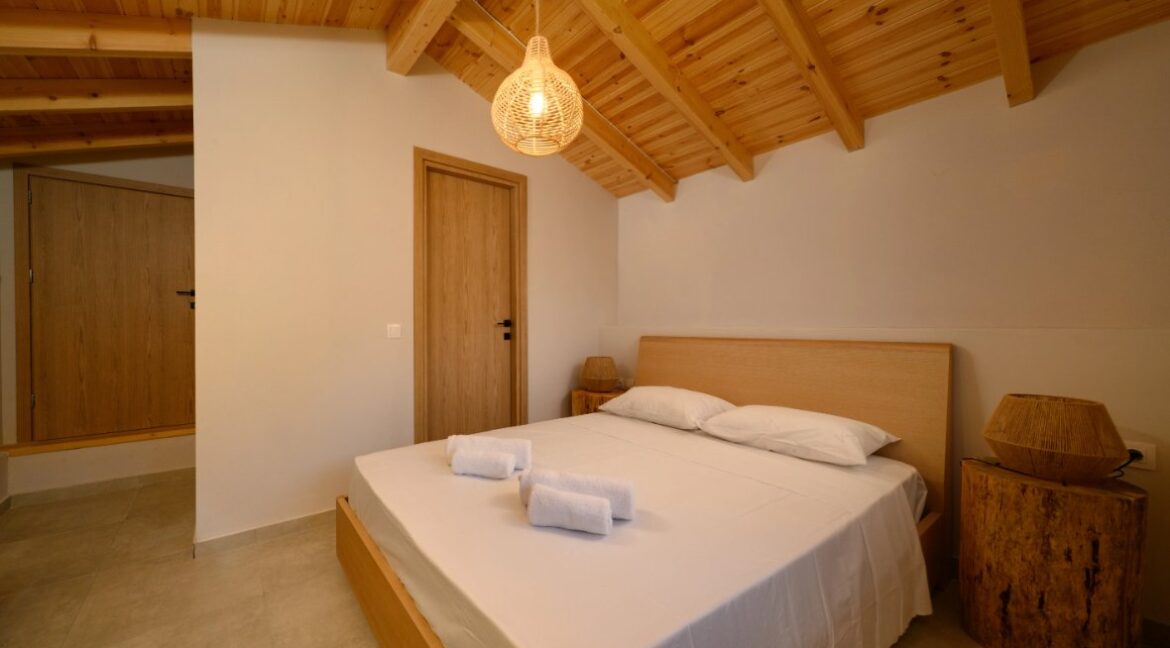 Deluxe Four-Bedroom Villa for sale South Corfu 14