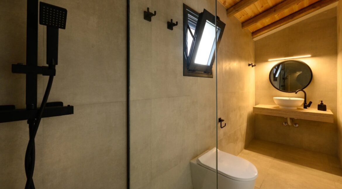 Deluxe Four-Bedroom Villa for sale South Corfu 9