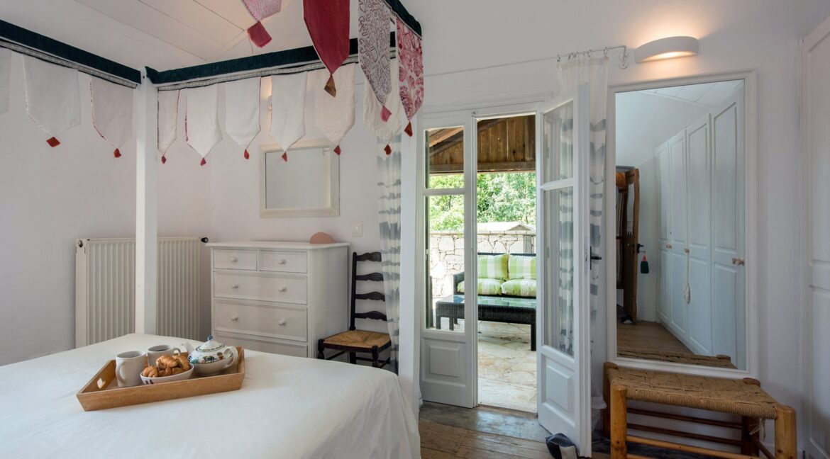 Hilltop Stone Villa for sale North-East Corfu 19