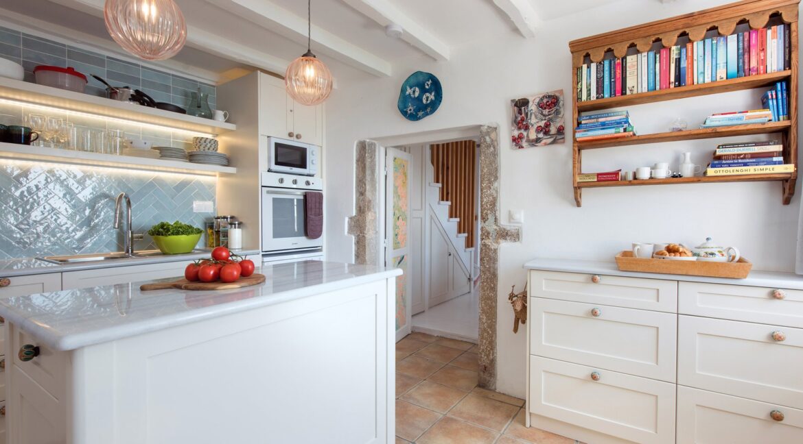 Hilltop Stone Villa for sale North-East Corfu 23