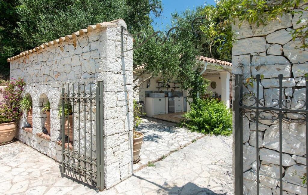 Hilltop Stone Villa for sale North-East Corfu 3