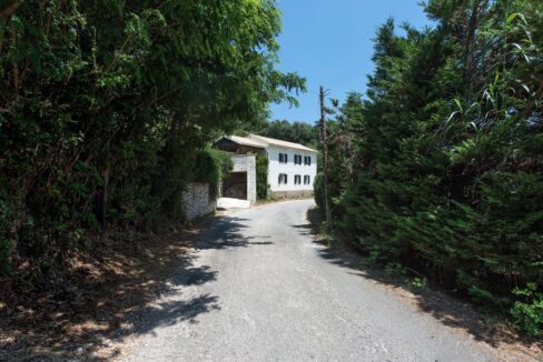 Hilltop Stone Villa for sale North-East Corfu 8