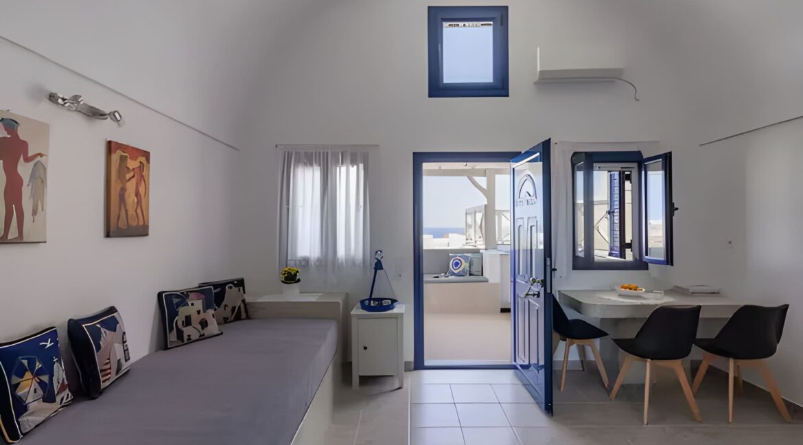 House for sale Santorini Emporio 13