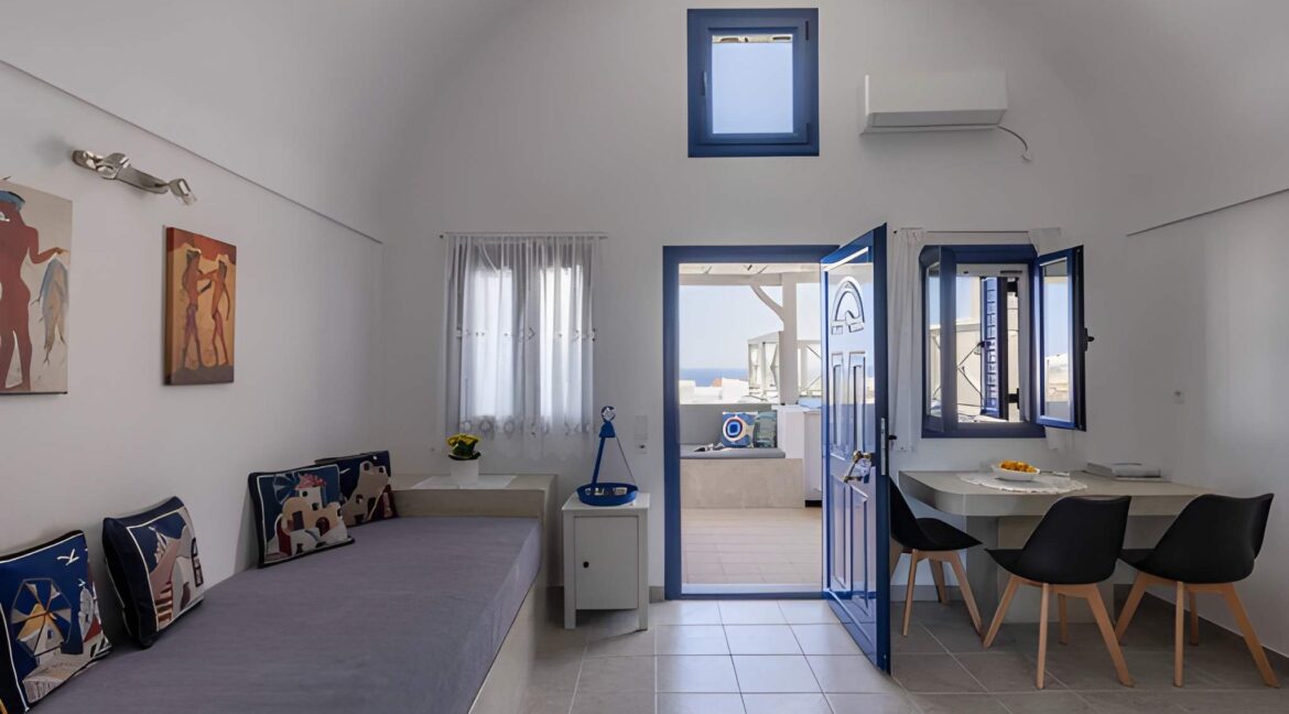 House for sale Santorini Emporio