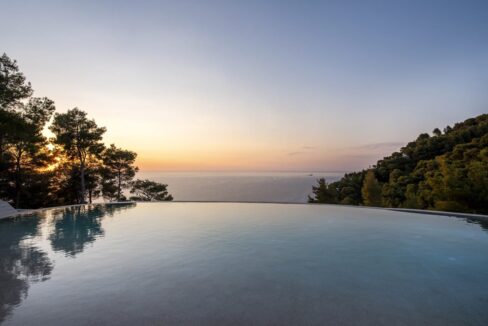 Luxurious Villa for sale in Lefkada, with Breathtaking Views 4
