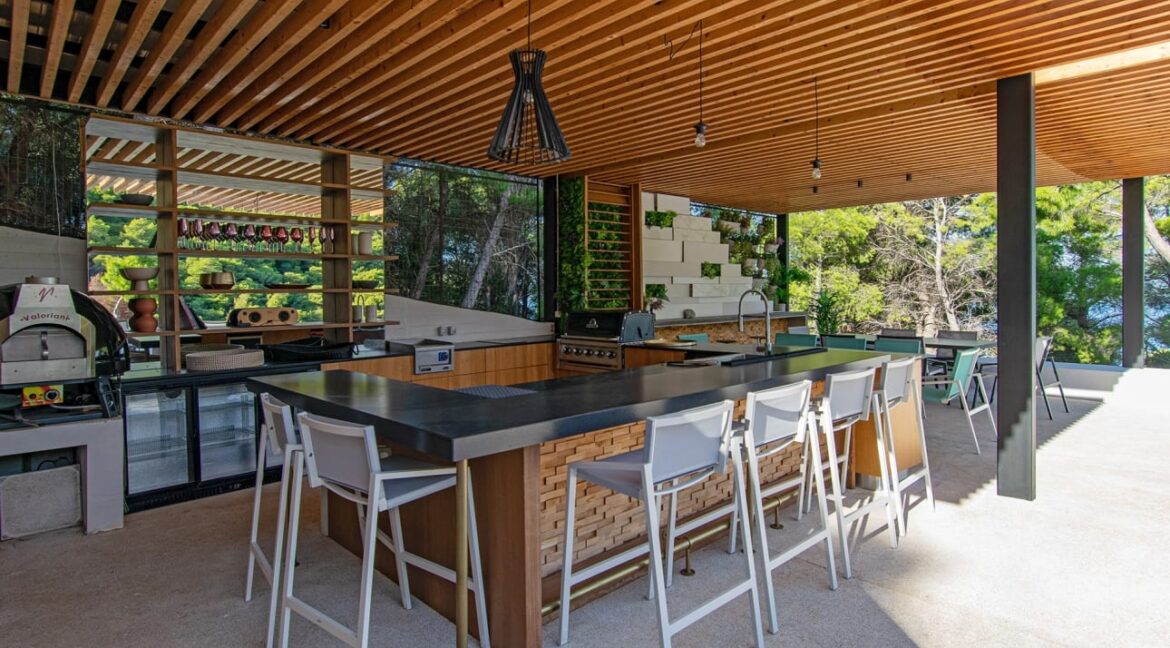 Luxurious Villa for sale in Lefkada, with Breathtaking Views 6