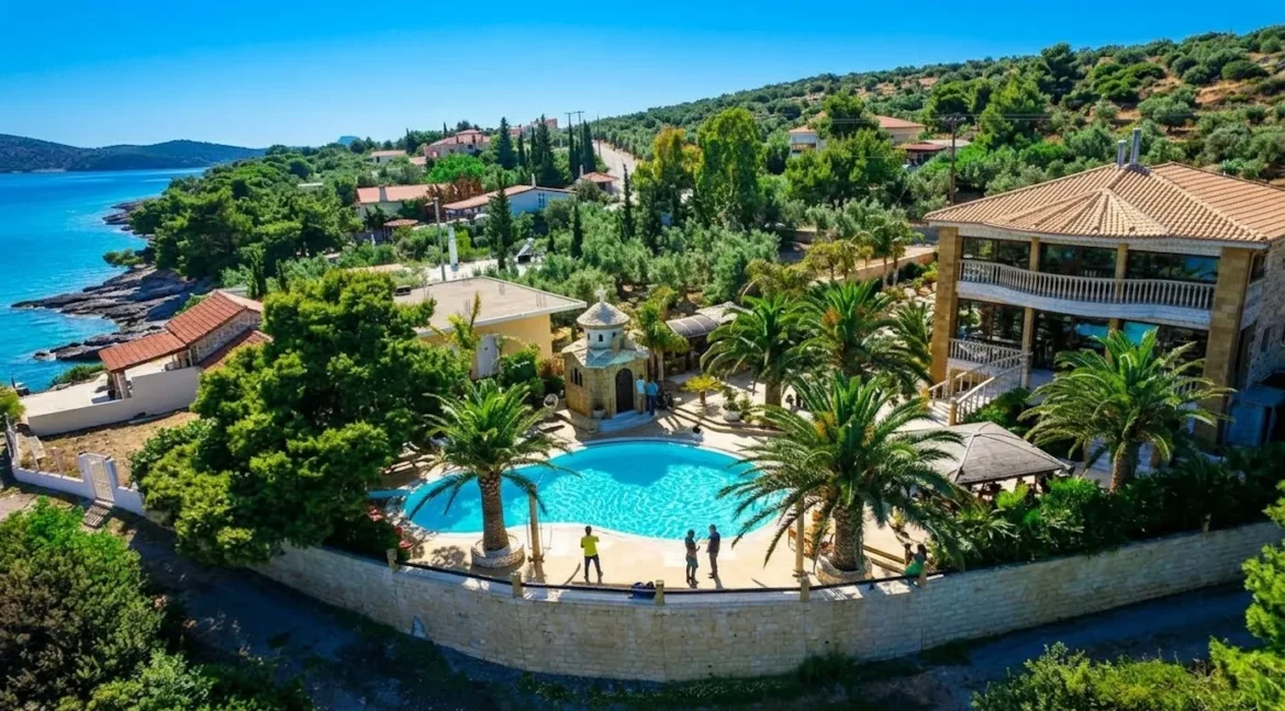 Luxury Sea Front Villa Attica - Porto Germeno 6
