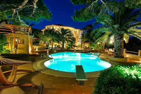 Luxury Sea Front Villa Attica - Porto Germeno 9