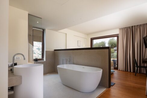 Luxury Villa Near Elounda Crete for sale 12