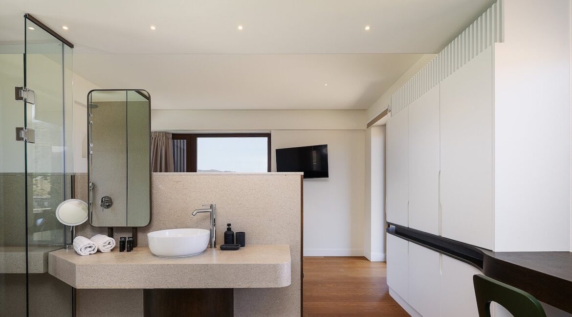 Luxury Villa Near Elounda Crete for sale 14