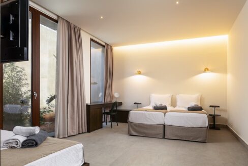 Luxury Villa Near Elounda Crete for sale 17