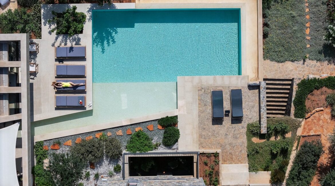 Luxury Villa Near Elounda Crete for sale 27