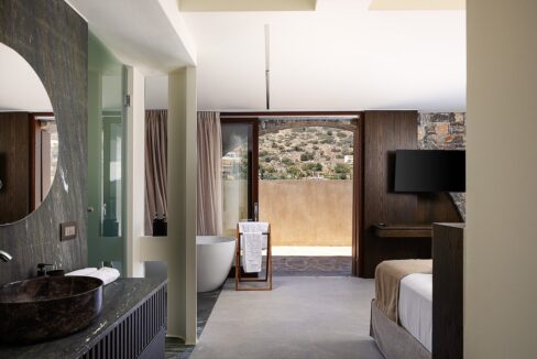 Luxury Villa Near Elounda Crete for sale 6